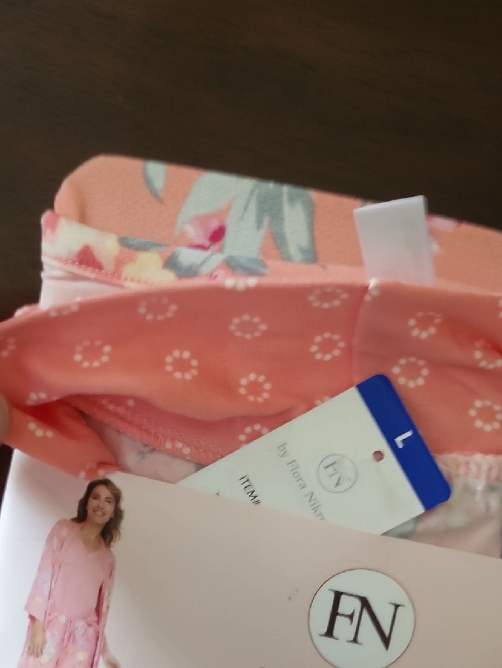 Flora Nikrooz Floral Robe, Tank & Pant Sleep Set - Picture 7 of 8